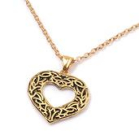 Meet your Posher, Deborah - Picture 5 of 8